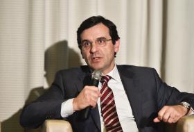 MINISTRO DA SAÚDE ANUNCIA CONTRATAÇÃO DE PSICÓLOGOS PARA O SNS