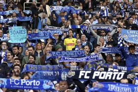 FC PORTO ENVIA NOTA DE PEDIDO DE DESCULPA AO CHAPECOENSE POR CÂNTICOS DOS SUPER DRAGÕES