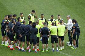 BRASIL DESALOJA ARGENTINA DO TOPO DO ‘RANKING’ DA FIFA, PORTUGAL CONTINUA EM OITAVO