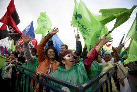 EQUADOR REALIZA HOJE SEGUNDA VOLTA DAS ELEIÇÕES PRESIDENCIAIS