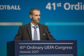 PRESIDENTE DA UEFA GARANTE QUE NÃO CEDERÁ A CHANTAGENS PARA CRIAR LIGA FECHADA