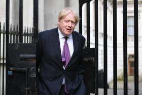 REINO UNIDO DEVERÁ ACOMPANHAR EUA EM FUTUROS ATAQUES ÀS FORÇAS SÍRIAS – MNE BRITÂNICO
