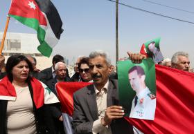 SÍRIA: EUA QUER COLIGAÇÃO PARA REMOVER ASSAD, MAS MANTÉM PRIORIDADE DO COMBATE AO EI