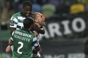 SPORTING GOLEIA BOAVISTA COM TRÊS GOLOS DE BAS DOST