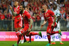BENFICA VENCE EM MOREIRA DE CÓNEGOS E MANTÉM LIDERANÇA DA I LIGA