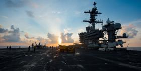 COREIA DO NORTE CONDENA ENVIO DE PORTA-AVIÕES DOS ESTADOS UNIDOS