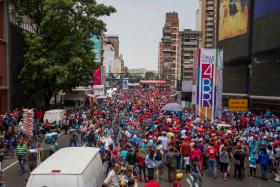 VENEZUELA: IGREJA CATÓLICA PEDE FIM DA REPRESSÃO E GRUPOS DE CIVIS ARMADOS