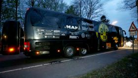 POLÍCIA FICOU FERIDO NAS EXPLOSÕES JUNTO AO AUTOCARRO DO BORUSSIA DORTMUND