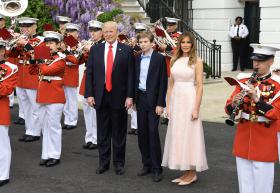 DONALD TRUMP DIZ A LÍDER NORTE-COREANO QUE “TEM DE SE PORTAR BEM”