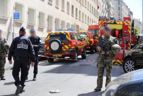 DOIS DETIDOS EM MARSELHA COM EXPLOSIVOS, ARMAS E UMA BANDEIRA DO ESTADO ISLÂMICO