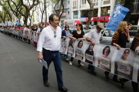 FENPROF ENTREGA DOCUMENTO REIVINDICATIVO NA RESIDÊNCIA DO PRIMEIRO-MINISTRO