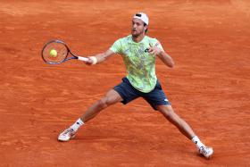 JOÃO SOUSA ELMINADO NA SEGUNDA RONDA DO TORNEIO DE BARCELONA