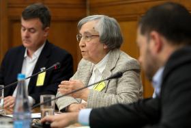 É PRECISO “MAIOR DETALHE E PRECISÃO” DA POLÍTICA FISCAL – TEODORA CARDOSO