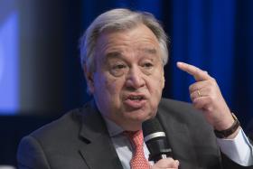 SECRETÁRIO-GERAL DA ONU PROMETE ESTAR NA “PRIMEIRA LINHA CONTRA ANTISSEMITISMO”