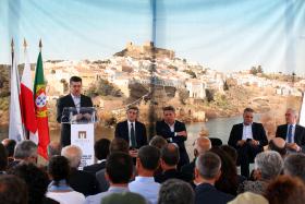 PROJETO PARA LEVAR LUZ A CASAS E EXPLORAÇÕES AGRÍCOLAS ISOLADAS DE MÉRTOLA É “MUITO IMPORTANTE” — MINISTRO