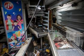 VENEZUELA: GOVERNO DISTRIBUI QUASE DEZ MIL SACOS DE COMIDA EM CARACAS