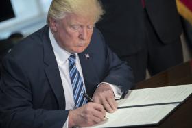 JOVENS IMIGRANTES ILEGAIS NOS EUA PODEM “FICAR DESCANSADOS”, DIZ TRUMP