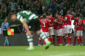 TRÊS DETIDOS E UM FERIDO LIGEIRO DURANTE O JOGO SPORTING-BENFICA – PSP