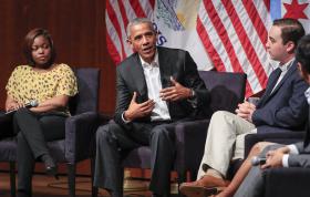 BARACK OBAMA REGRESSA E QUER INCENTIVAR JOVENS A SE ENVOLVEREM NA POLÍTICA