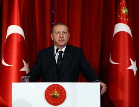 TURQUIA DESPEDE QUASE 4.000 FUNCIONÁRIOS PÚBLICOS EM NOVA PURGA