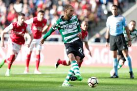 SPORTING GANHA EM BRAGA COM TRÊS GOLOS DE BAS DOST