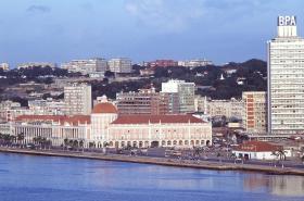 ANGOLA É O 6.º PAÍS DE ÁFRICA COM MAIS RIQUEZA POR HABITANTE, MOÇAMBIQUE EM 16.º