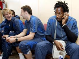 EX-INTERNACIONAL INGLÊS UGO EHIOGU MORREU AOS 44 ANOS