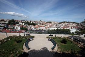 CÂMARA DE LISBOA AFASTA HESITAÇÃO FACE A INSEGURANÇA NO MIRADOURO DE S. PEDRO DE ALCÂNTARA