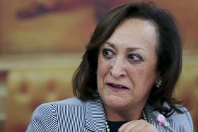 PROCURADORA-GERAL ADMITE QUE “TODOS OS DIAS” SURGEM CASOS DA ‘BALEIA AZUL’