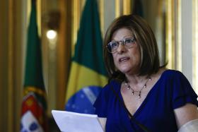 HÉLIA CORREIA DISTINGUIDA COMO ESCRITORA GALEGA UNIVERSAL 2017