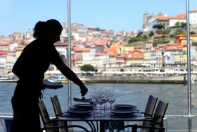 TURISTAS FICAM MAIS TEMPO E GASTAM MAIS DINHEIRO NO PORTO E NORTE DE PORTUGAL – ESTUDO