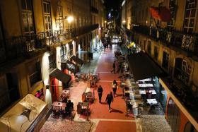 NOVENTA BARES DE LISBOA PÕEM LIMITADORES DE SOM MAS MORADORES MANTÊM QUEIXAS