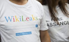 WIKILEAKS OFERECE 100 MIL DÓLARES POR EVENTUAIS GRAVAÇÕES DE CONVERSAS ENTRE TRUMP E COMEY