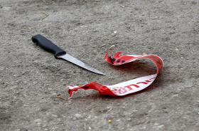 HOMEM ESFAQUEADO NA VIA PÚBLICA EM SANTA MARIA DA FEIRA