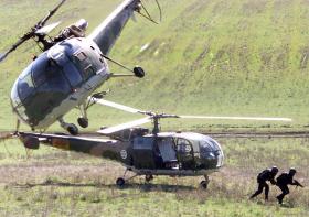 CIMEIRA IBÉRICA: PORTUGAL E ESPANHA REFORÇAM COOPERAÇÃO NA ÁREA MILITAR