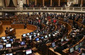 PSD, PS E CDS APROVAM DIPLOMAS PARA ACESSO DAS “SECRETAS” A METADADOS