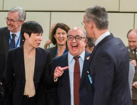 AZEREDO LOPES “SORRIU” COM DISPONIBILIDADE DE PUTIN PARA REVELAR CONVERSA COM TRUMP