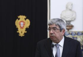 FERRO DIZ QUE “HÁ MAIS VIDA” PARA ALÉM DE ALMARAZ NAS RELAÇÕES ENTRE PORTUGAL E ESPANHA