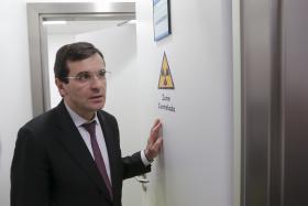 MINISTRO DA SAÚDE DIZ QUE NÃO NEGOCEIA SOB PRESSÃO COM SINDICATOS