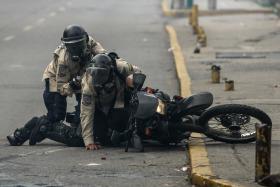 VENEZUELA: UM MORTO E MAIS DE 160 FERIDOS EM PROTESTOS CONTRA ASSEMBLEIA CONSTITUINTE