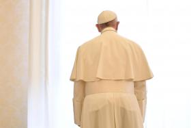 PAPA: FRANCISCO VAI REZAR PELA PAZ NA CAPELINHA DAS APARIÇÕES