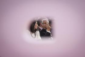 COSTA DIZ QUE COMUNIDADE PORTUGUESA NO QATAR É A IMAGEM DO PORTUGAL MODERNO