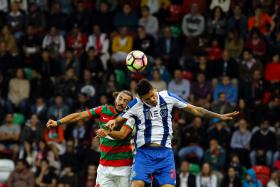FC PORTO EMPATA COM MARÍTIMO E PODE VER BENFICA FICAR A CINCO PONTOS