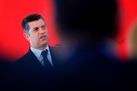 SAÍDA DO PDE É “NOTÍCIA JUSTA” E AGUARDADA – MINISTRO DA ECONOMIA