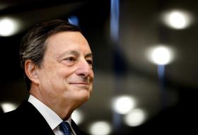 DRAGHI DIZ QUE AINDA É CEDO PARA BCE PÔR FIM A ESTÍMULOS