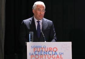 COSTA QUER CONTRATAÇÃO DE MAIS 5.000 INVESTIGADORES DOUTORADOS ATÉ 2020