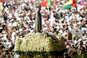 JORNALISTA DO SANTUÁRIO DA APARECIDA MOSTROU “MOMENTOS EMOCIONANTES” AOS BRASILEIROS