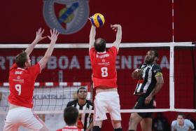 BENFICA CONQUISTA TÍTULO PORTUGUÊS DE VOLEIBOL PELA SÉTIMA VEZ