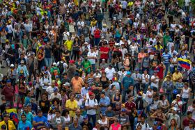 BRASIL PREPARA “PLANO DE CONTINGÊNCIA” PARA CONTER IMIGRAÇÃO DE VENEZUELANOS