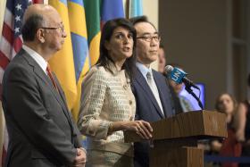 EUA E CHINA PREPARAM SANÇÕES CONTRA COREIA DO NORTE E ADMITEM DIÁLOGO